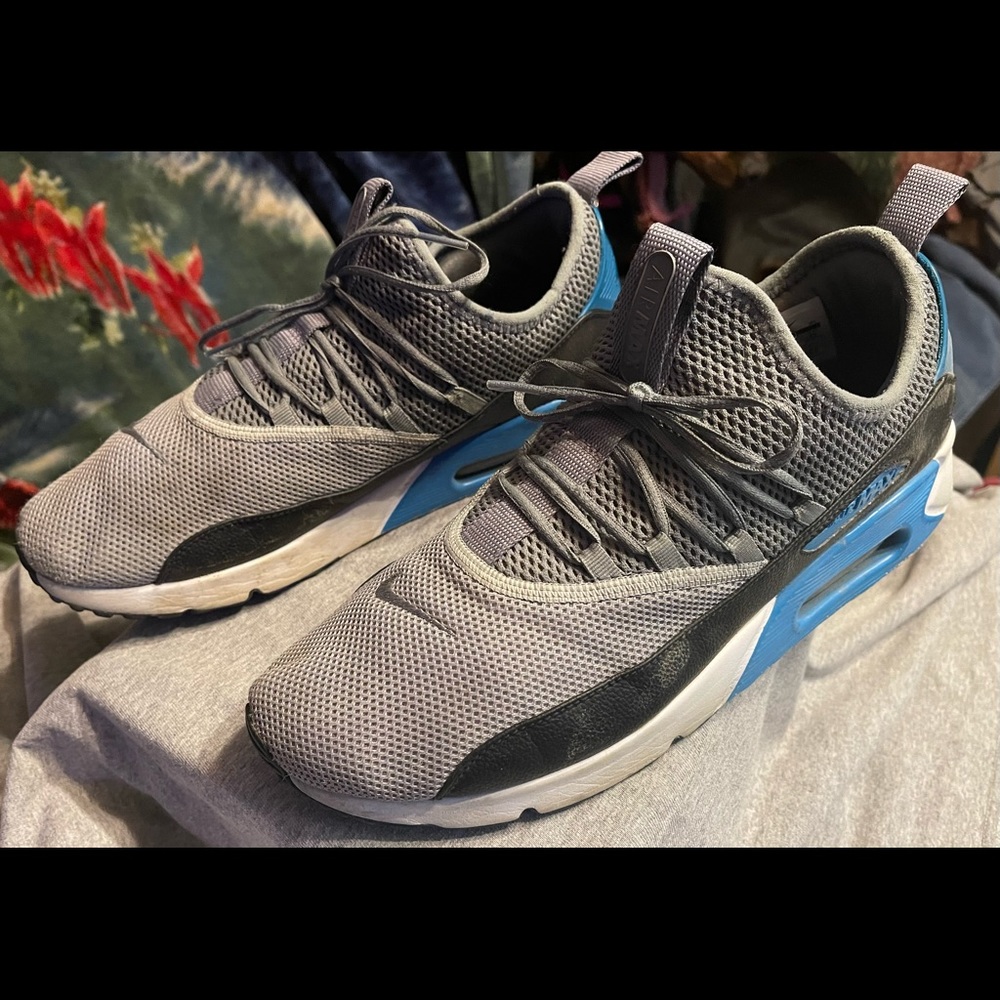 Nike shoes